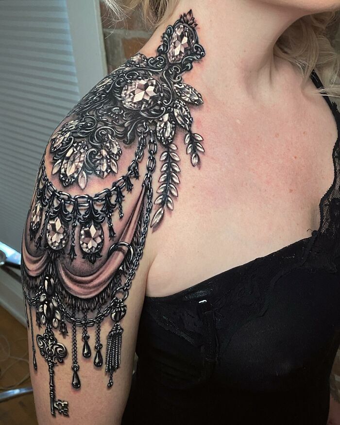 These 30 Masterclass Jewelry Tattoos By Celebrity Ink Artist Ryan Ashley Might Be Better Than The Real Thing