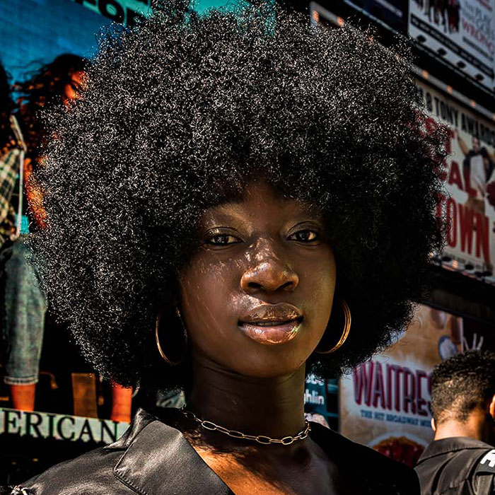 Estos fotógrafos retrataron a hermosas mujeres de todo el mundo (20 imágenes ganadoras de AAP Magazine)