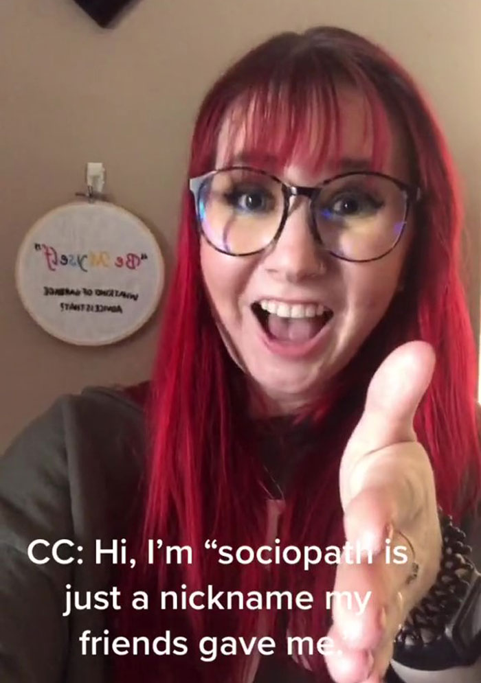 25 Pretty Obvious Red Flags People Were Too Blind To Notice In Their Relationships, As Shared By Folks On TikTok