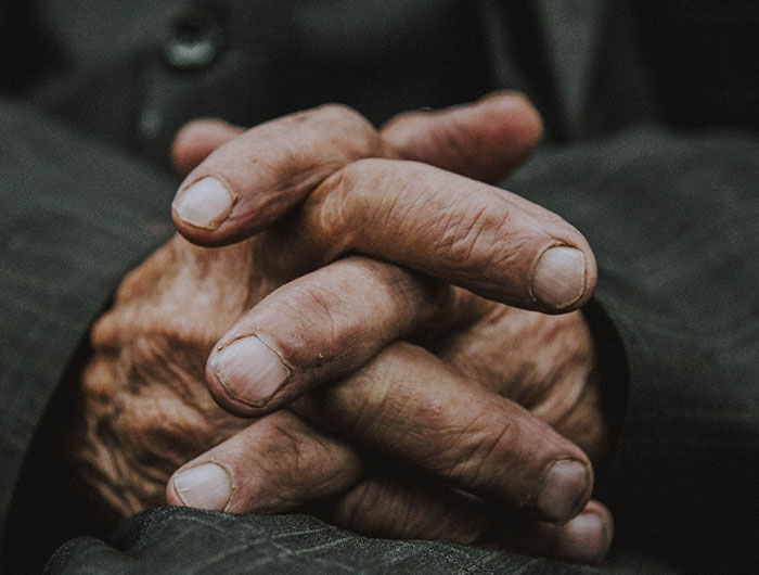 18 Personas que descubrieron secretos inquietantes sobre alguien tras su muerte