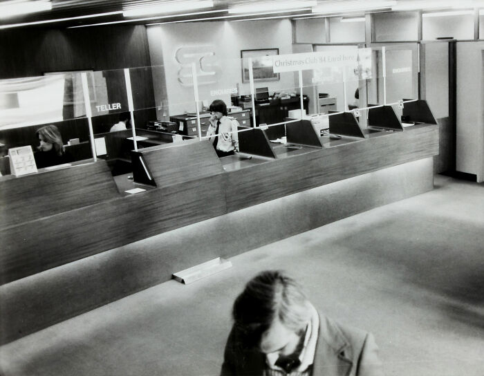 20 Empleados comparten los ridículos códigos de vestimenta en el trabajo que tuvieron que cumplir