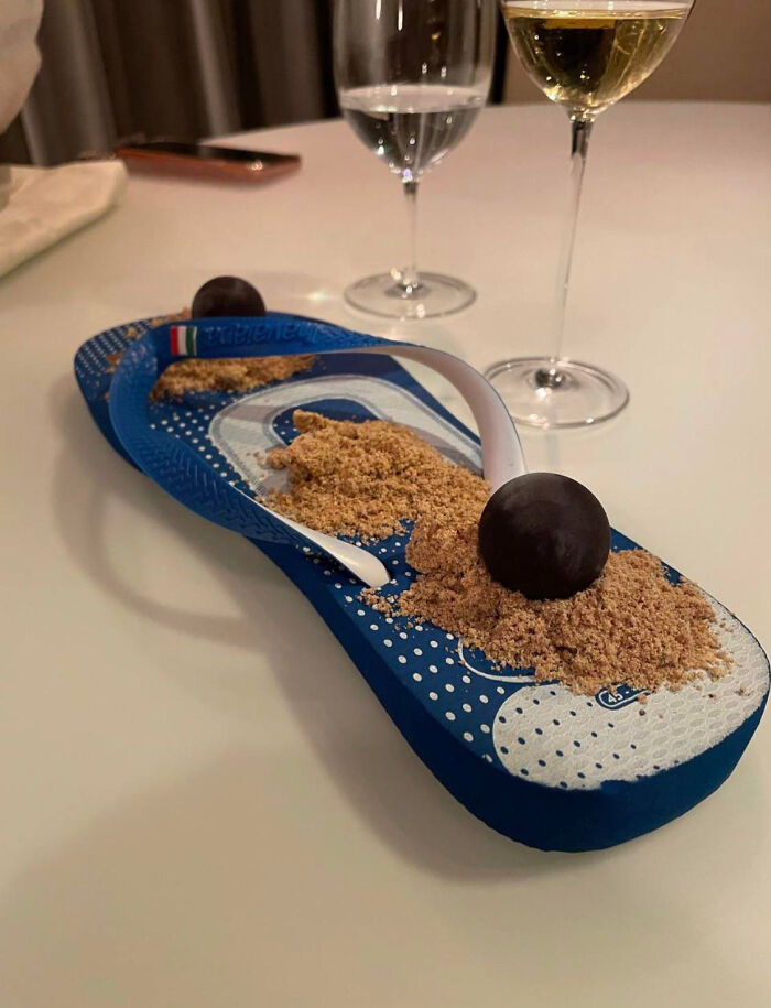 Me han servido pies con arena como postre