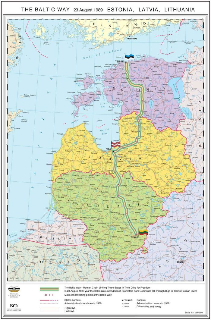 El 23 de Agosto de 1989, 2 millones de personas dándose la mano formaron una cadena humana contra la ocupación soviética, que ocupaba 675 kms y se expandía por los países de Lituania, Letonia y Estonia