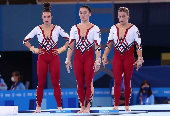 Las gimnastas olímpicas alemanas luchan contra la sexualización de las mujeres llevando enterizos por primera vez 