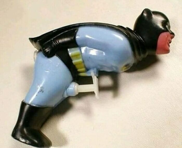 Un juguete de pistola de agua de Batman de los años 60 para niños. Diseño interesante