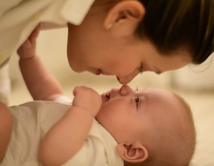 20 Madres que se arrepienten de haber dado a luz comparten sus razones