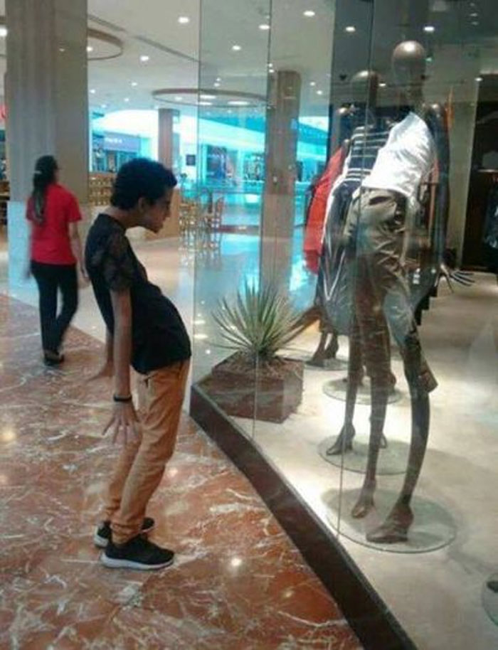 50 Of The Funniest Images From The 'Kids In Predicaments' Facebook Page