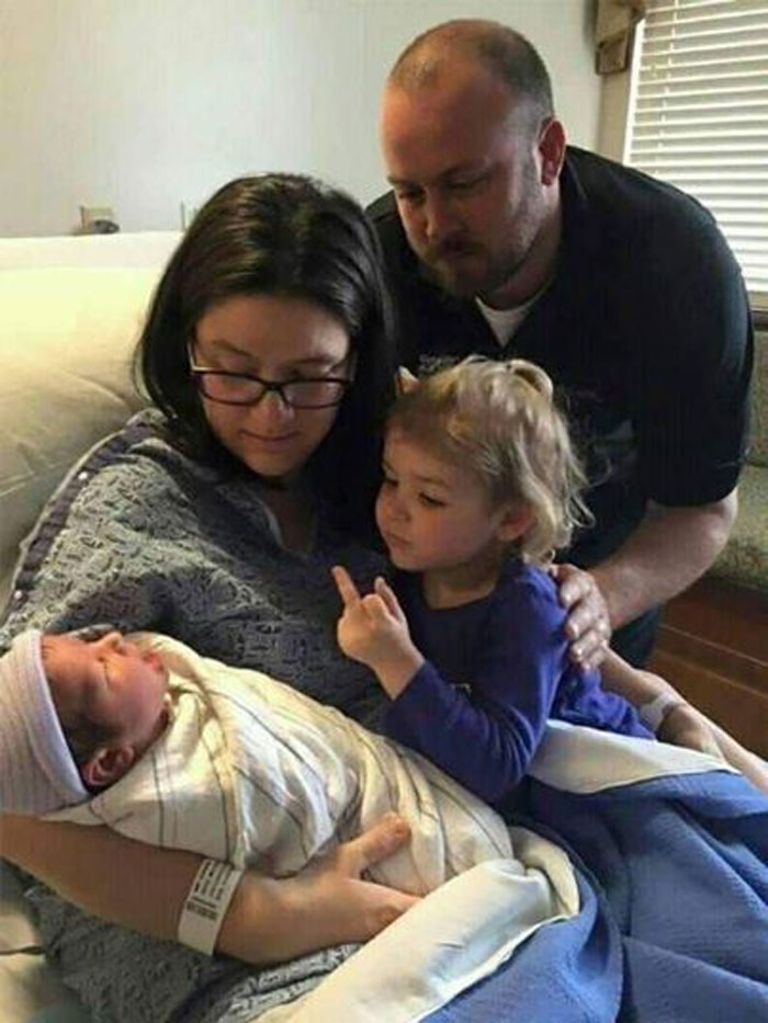50 Of The Funniest Images From The 'Kids In Predicaments' Facebook Page