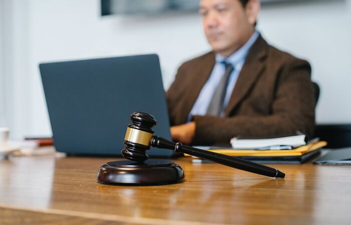 15 Momentos memorables en los tribunales que recuerdan estos abogados