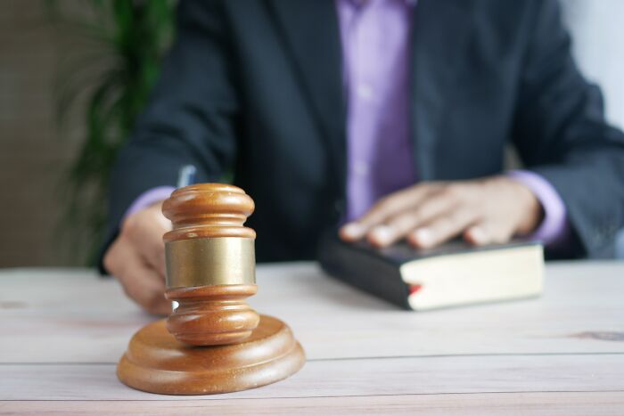15 Momentos memorables en los tribunales que recuerdan estos abogados
