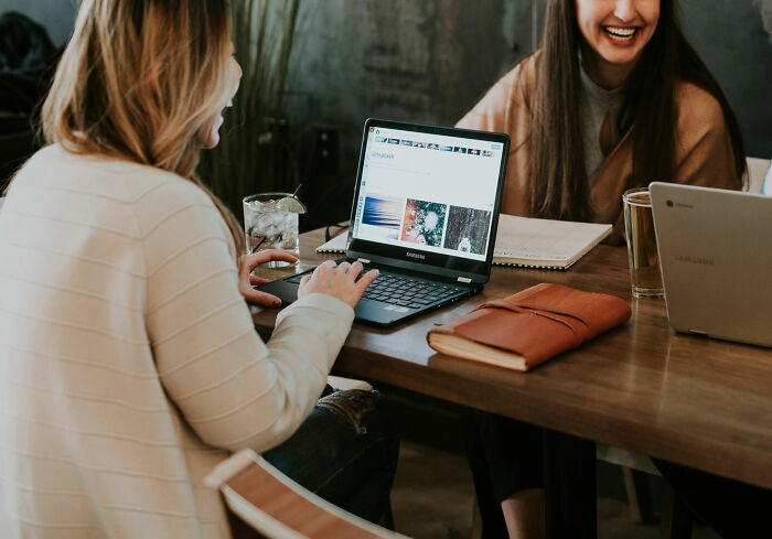 20 Señales de alarma en empresas que los posibles empleados quizá no noten enseguida