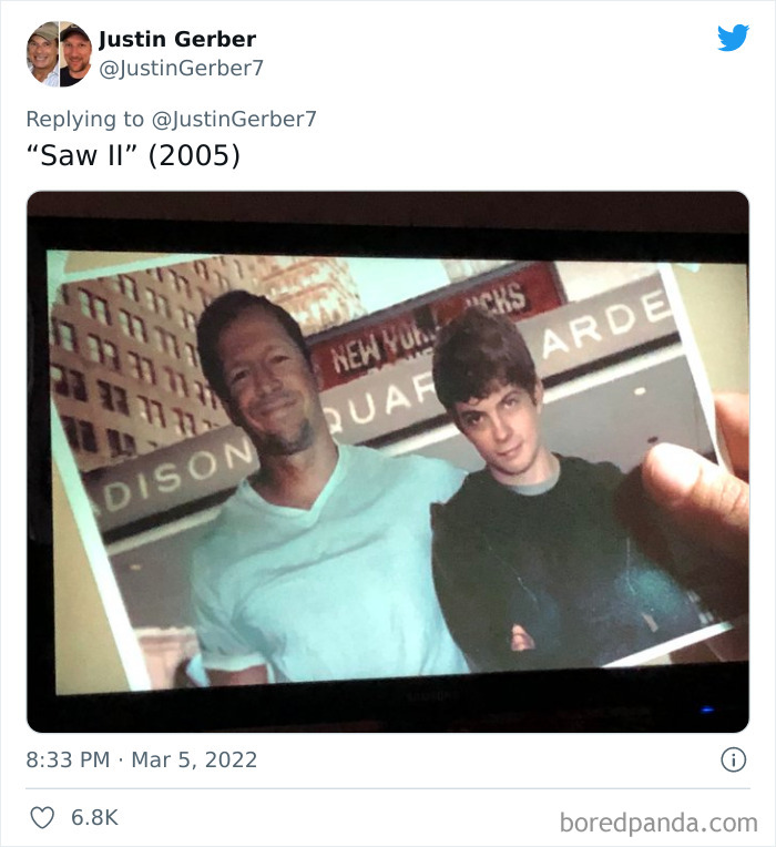 30 Ridiculous Photoshop Photo Fails In Movies, As Shared On A Viral Twitter Thread