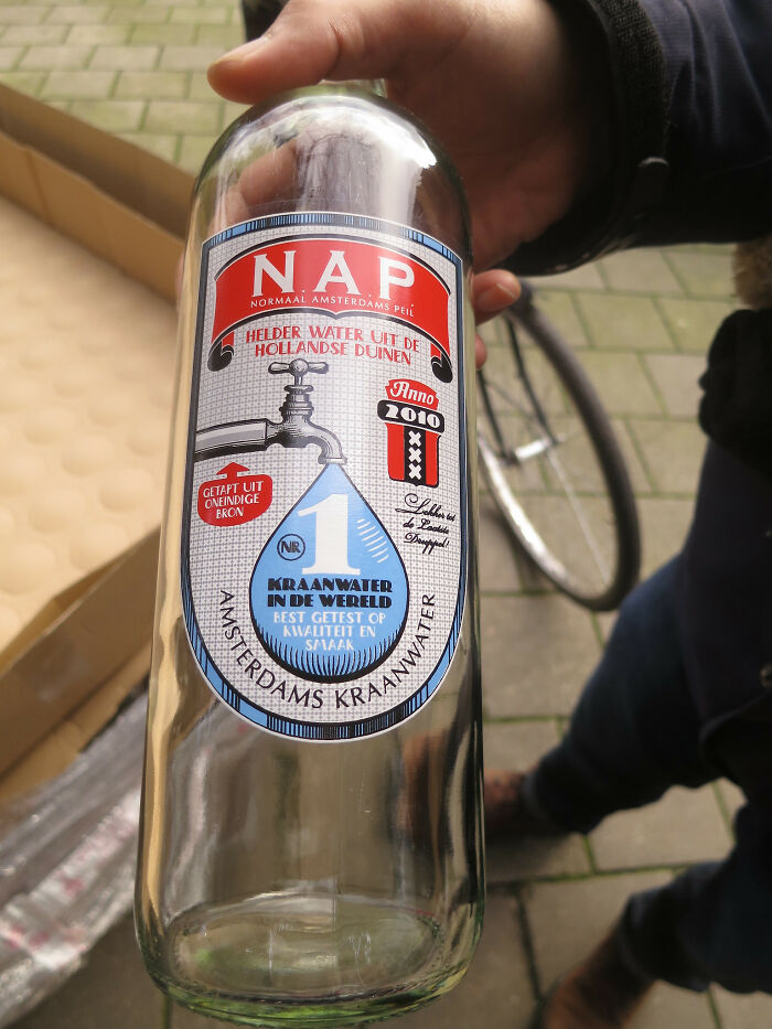 Agua embotellada