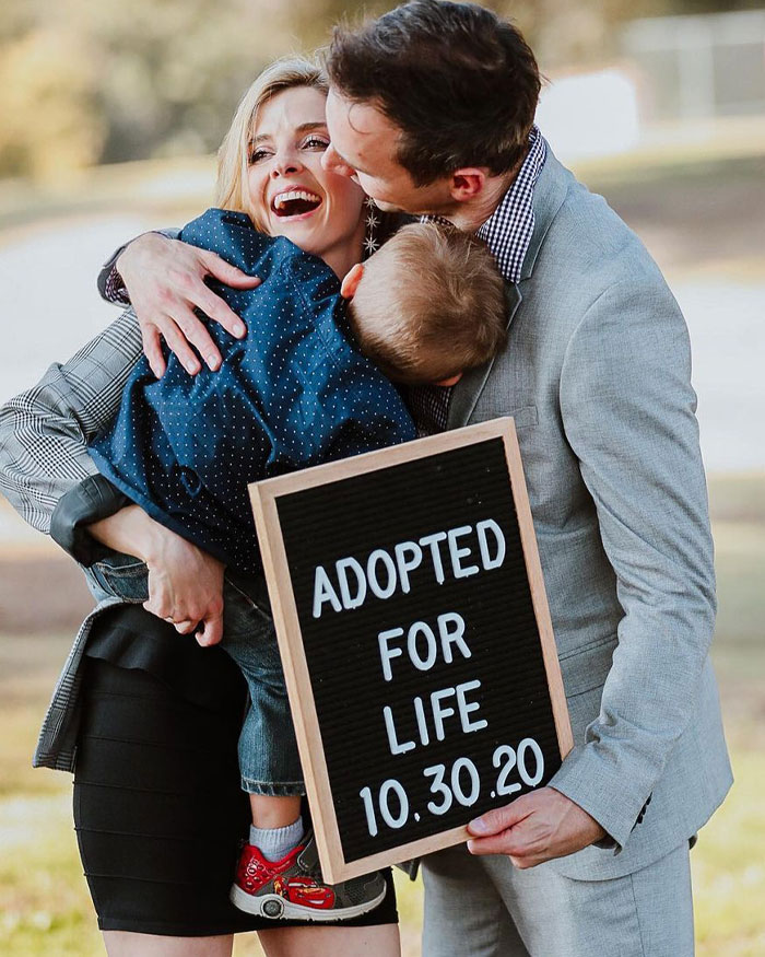 Bright Smiles And Utter Joy Captured In 30 Pictures On The Day Of Adoption, Shared By This Non-Profit Helping Youth In Foster Care