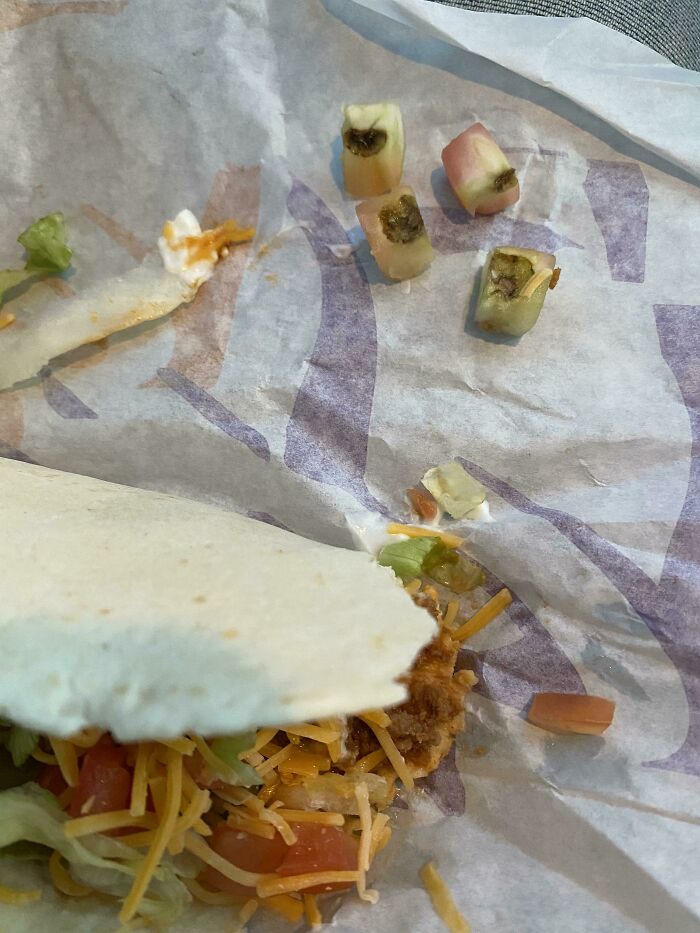 Quiero agradecer a Taco Bell por guardar la mejor parte de los tomates para mi taco específicamente