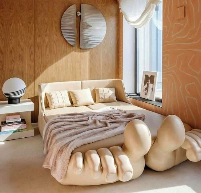 30 Best ‘Bedrooms With Threatening Auras’ Shared On This Hilarious Facebook Group