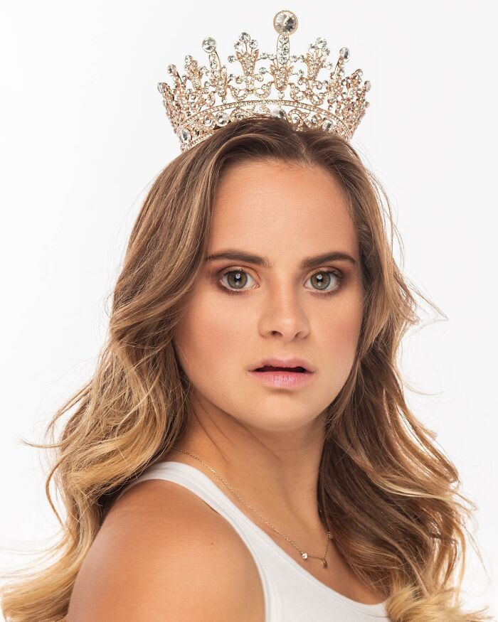 Esta modelo de 24 años cumple su sueño de convertirse en la primera modelo de Victoria's Secret con síndrome de Down