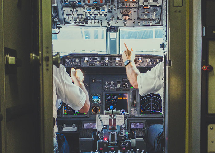 20 Trabajadores en la industria de las aerolíneas, comparten cosas que todos deberíamos saber sobre los vuelos