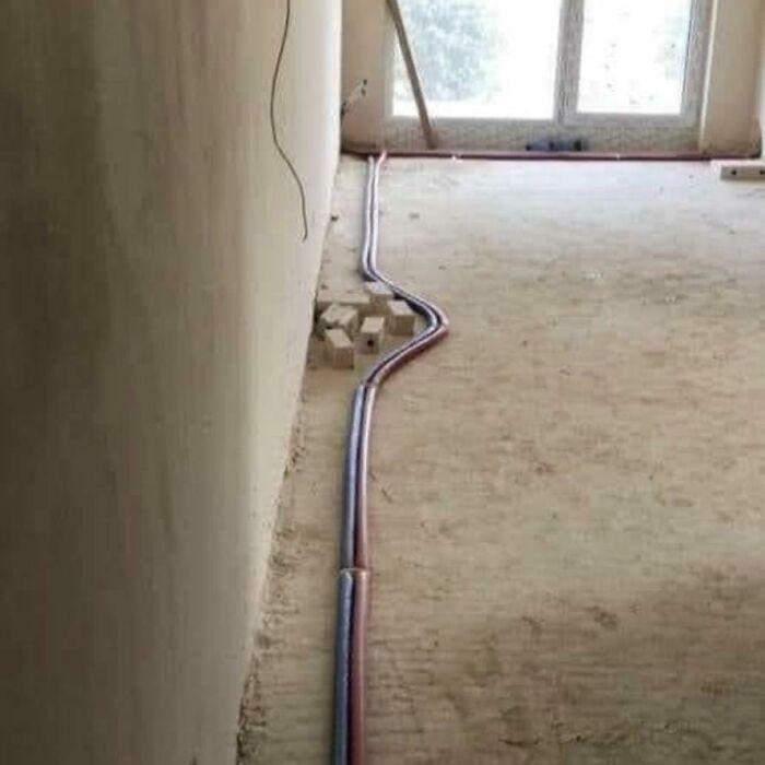 35 Construction Solutions That Don't Solve Problems, Only Create Them, As Shared By This Instagram Account (New Pics)