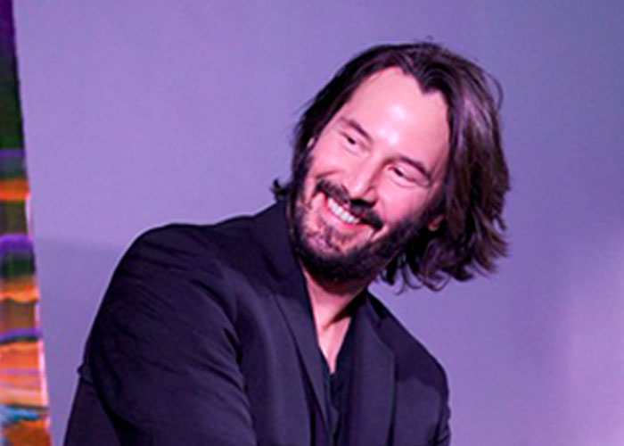 “Llámala, quiero hablar con ella”: Keanu Reeves participó en una bonita sorpresa que le alegró el día a una fan de 80 años