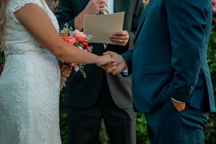 20 Personas que no disfrutaron de la boda gracias a un horrible discurso