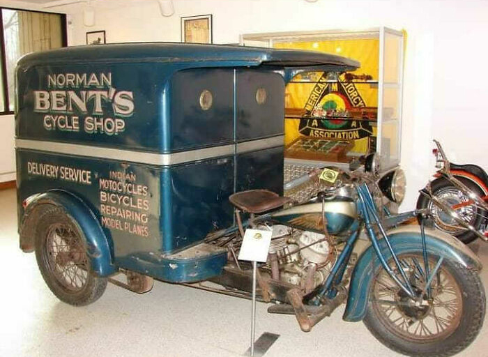 40 Times Car Owners And Designers Took Things Way Too Far And Got Shared On This Facebook Group