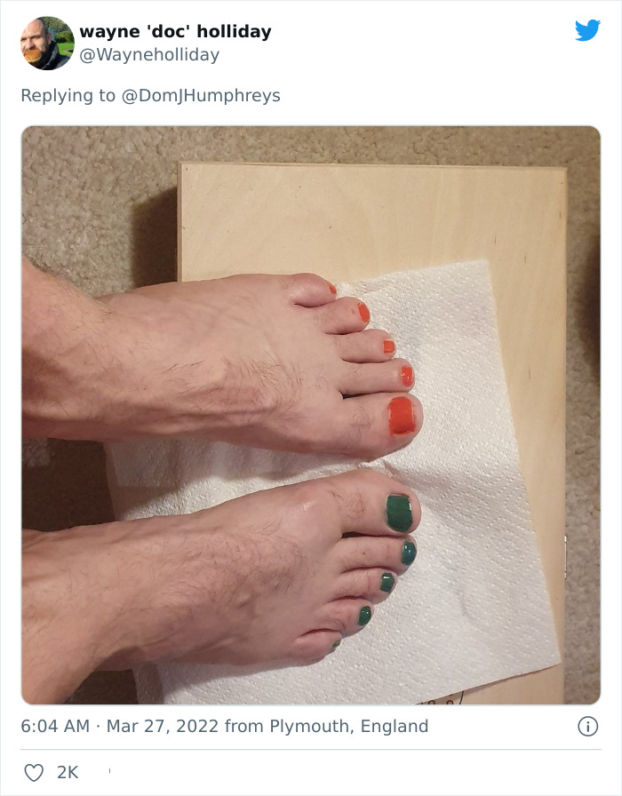 Dads Share 30 Times Their Daughters Used Them For Makeup Experiments And It’s Hilariously Wholesome