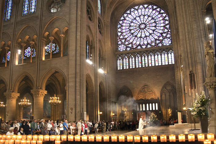 20 Cosas que hicieron a la gente dudar de su religión, compartidas en este grupo online
