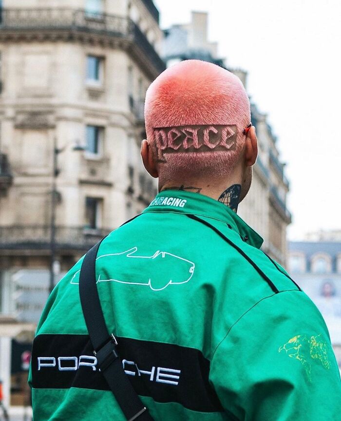 This Instagram Account Features Amusing Street Photographs And Has More Than 500 Thousand Followers (30 New Pics)