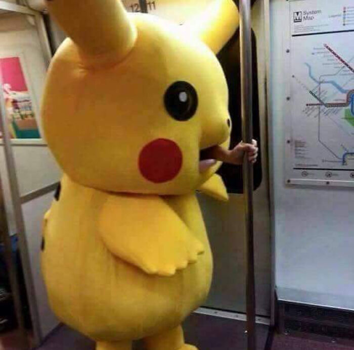 “Japanese Stuff Without Context”: 40 Funny And Weird Pics That Showcase How Unique Japan Really Is