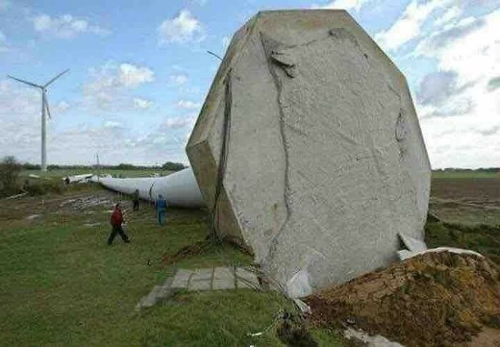 La turbina eólica se cayó