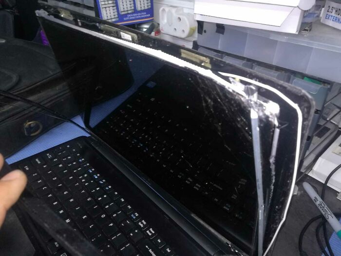 Cliente: "Ayer funcionaba perfectamente, probablemente sea un error de Windows"