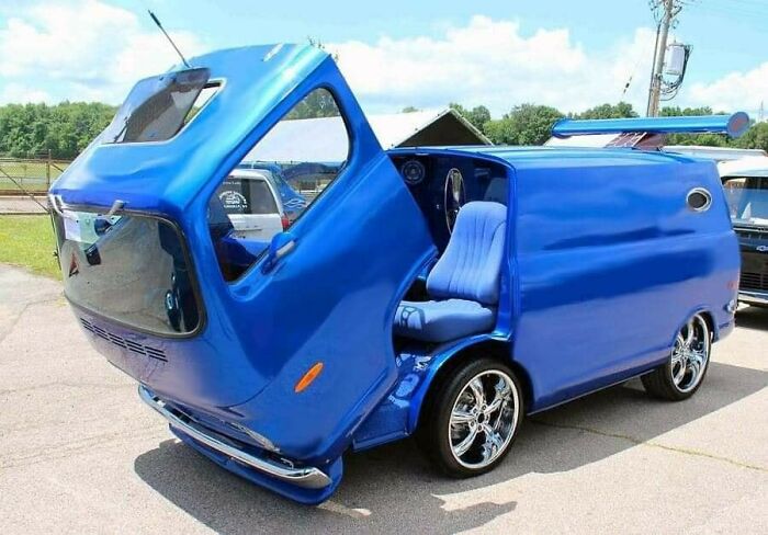 40 Times Car Owners And Designers Took Things Way Too Far And Got Shared On This Facebook Group