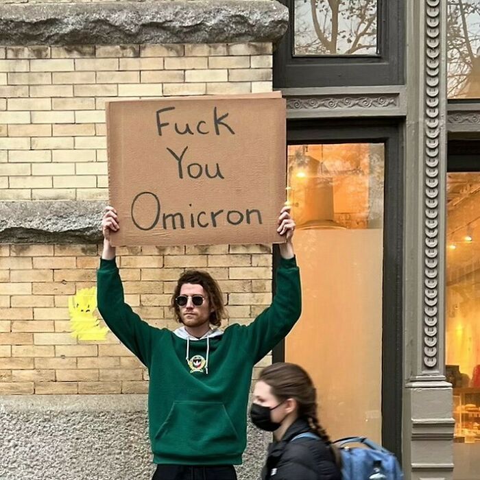 40 Times “Dude With Sign” Did Everyone A Public Service And Protested Everyday Annoying Things (New Pics)