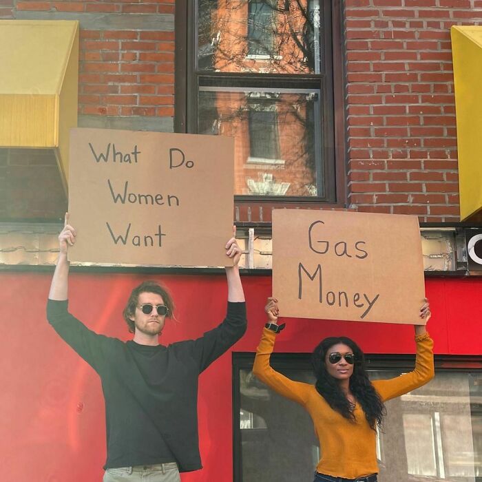 40 Times “Dude With Sign” Did Everyone A Public Service And Protested Everyday Annoying Things (New Pics)