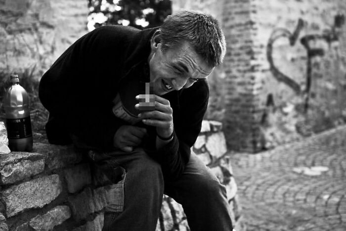 I Spent 8 Months With Drug Addicts, And Here Are 26 Saddening Photographs I Took