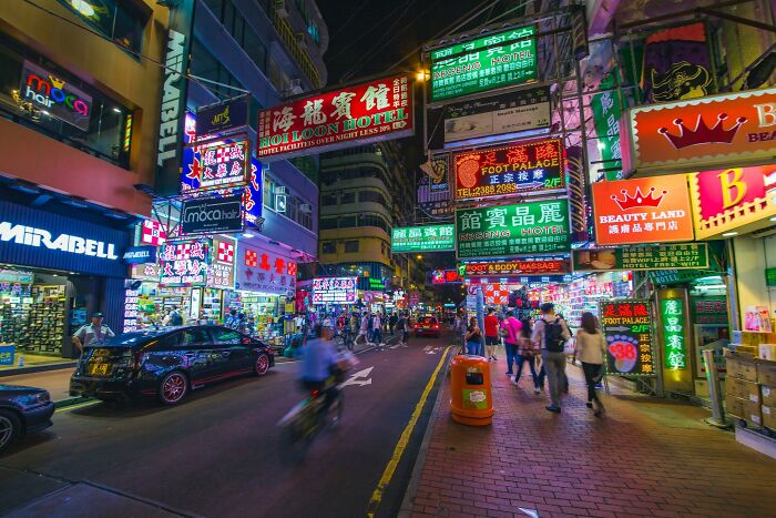 20 Sorprendentes errores que cometen los turistas al viajar por el mundo, señalados por los lugareños