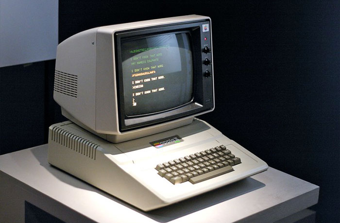 30 '90s Predictions About The Future We Can Laugh At Since None Of Them Were Correct