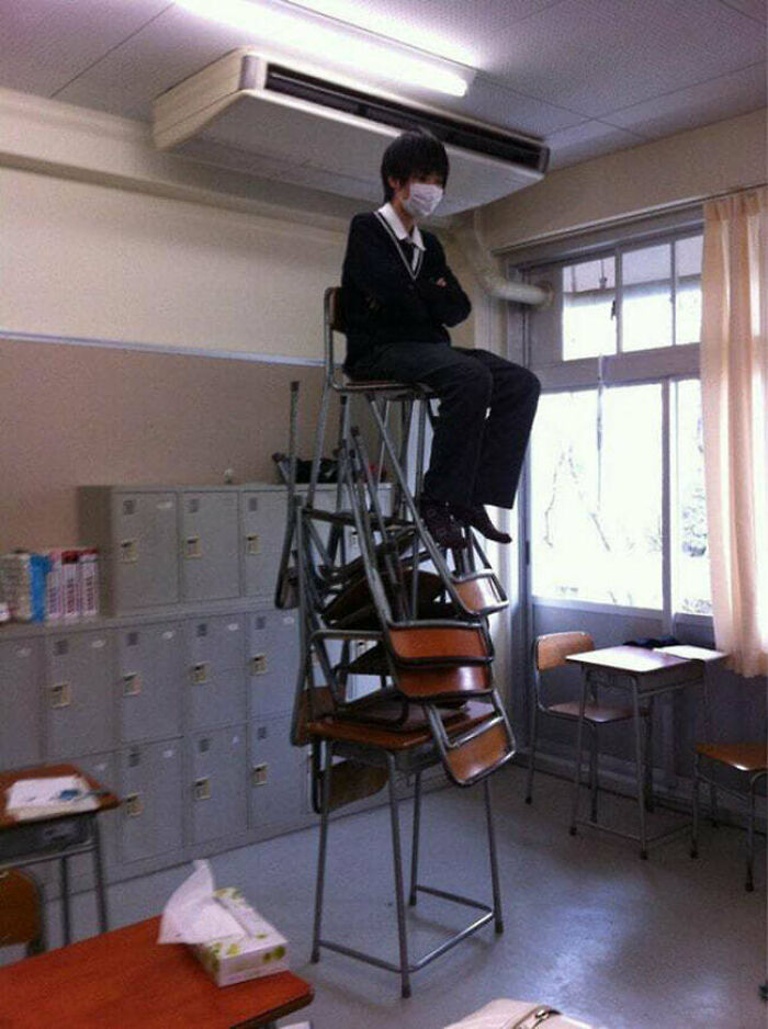 “Japanese Stuff Without Context”: 40 Funny And Weird Pics That Showcase How Unique Japan Really Is