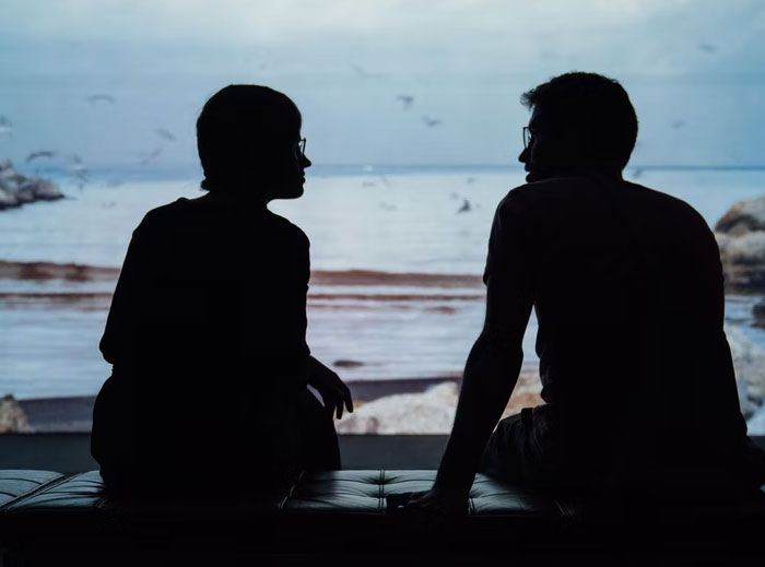20 Hombres comparten cosas que no sabían que hacían mal hasta que empezaron a vivir con una mujer