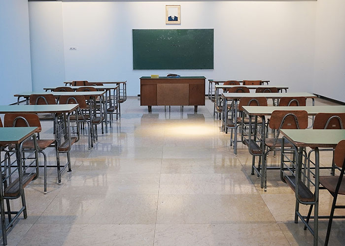 20 Reglas estúpidas que se intentaron poner en práctica, pero les salió el tiro por la culata
