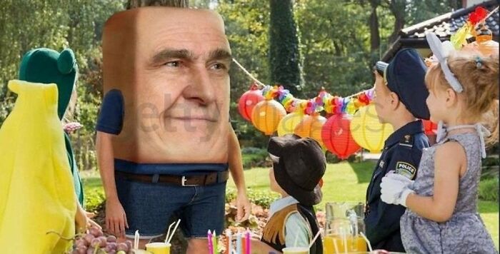 35 Of The Weirdest Stock Images Ever Posted On The "Every Day, I Upload One Weird Stock Photo" Page