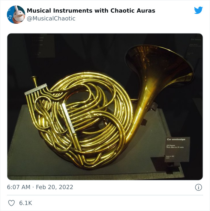 30 Funny And Bizarre Pics From The "Musical Instruments With Chaotic Auras" Twitter Page
