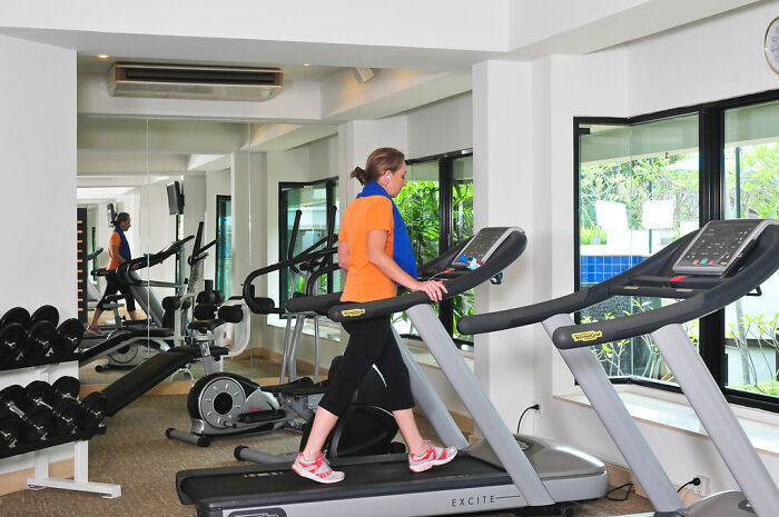 Hacer ejercicio y comer sano para ganar peso, no necesariamente para perderlo