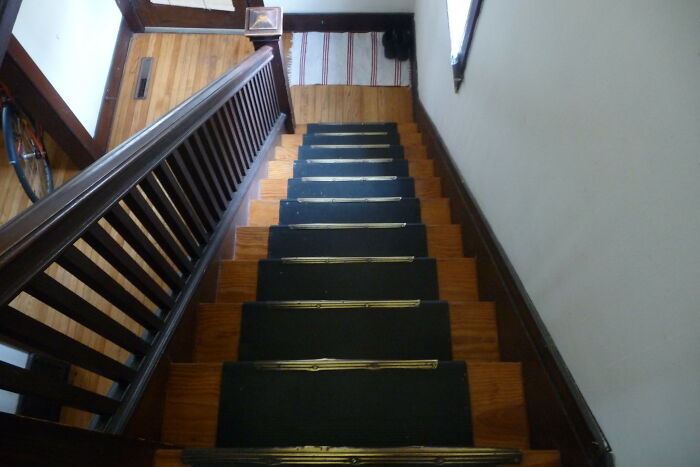 Usa las escaleras siempre que sea posible