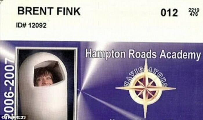 People Don't Usually Like Their ID Pics, But These 35 Are Hilarity On Another Level
