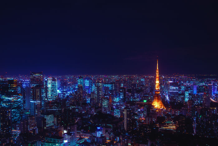 I Explored The Night Alleys Of Tokyo Under Neon Lights, And Here Are 30 Images That I Took