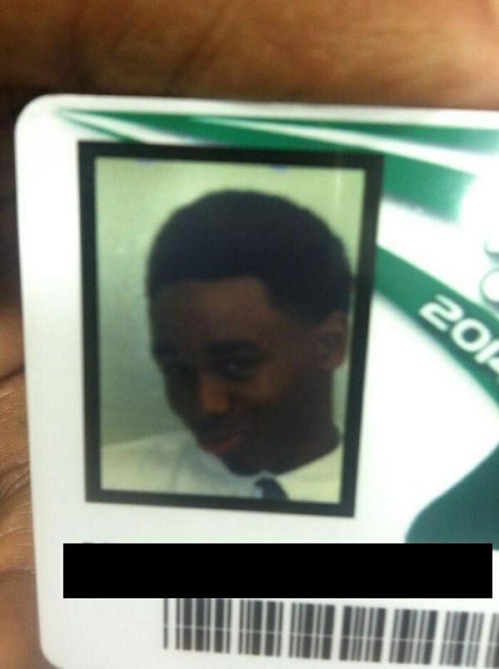 People Don't Usually Like Their ID Pics, But These 35 Are Hilarity On Another Level