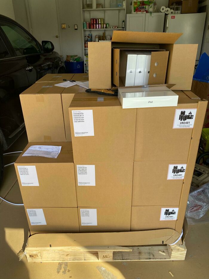Pedimos una parrilla. Recibimos 300 iPads