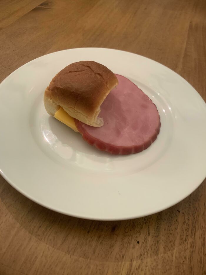 Mi novio me hizo sándwiches caseros de jamón y queso